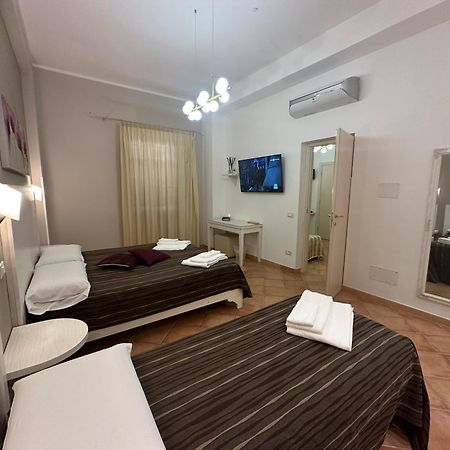 Badia Rooms & Breakfast กัสเตลลัมมาเร เดล โกลโฟ ภายนอก รูปภาพ