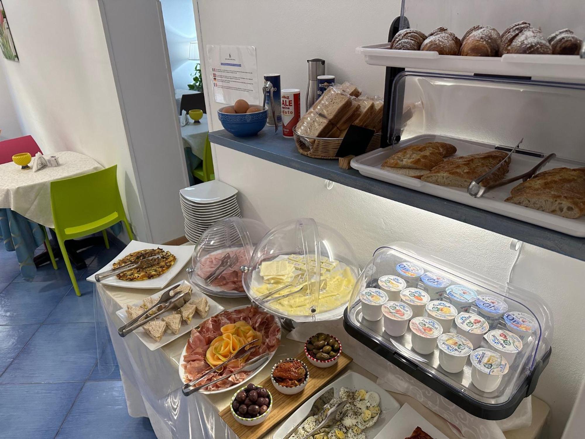Badia Rooms & Breakfast กัสเตลลัมมาเร เดล โกลโฟ ภายนอก รูปภาพ